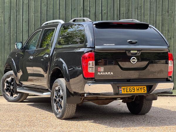 Nissan Navara 2.3 dCi Tekna 4WD Euro 6 (s/s) 4dr at 11th