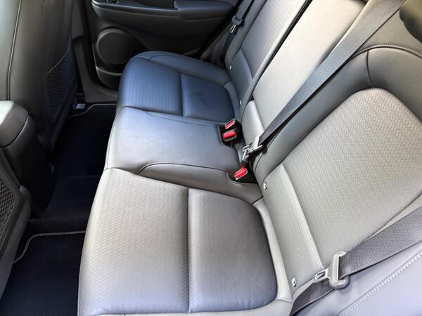 Hyundai KONA 64kWh Premium SE Auto 5dr (7kW Charger)