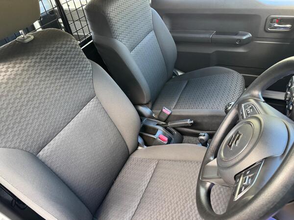 Suzuki Jimny 1.5 LCV ALLGRIP Euro 6 3dr at 4th
