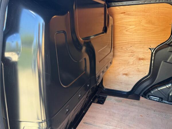 Ford Transit Courier 1.5 TDCi Sport L1 Euro 6 5dr