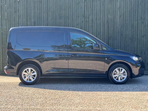 Volkswagen Caddy 2.0 TDI C20 Commerce Pro SWB Euro 6 (s/s) 5dr