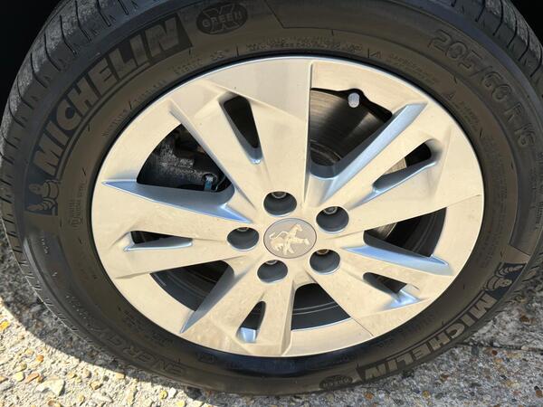 Peugeot Partner 1.5 BlueHDi 1000 Asphalt Standard Panel Van EAT8 SWB Euro 6 (s/s) 5dr at 29th