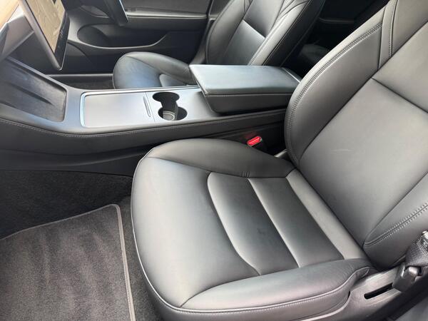 Tesla Model 3 (Dual Motor) Long Range Auto 4WDE 4dr