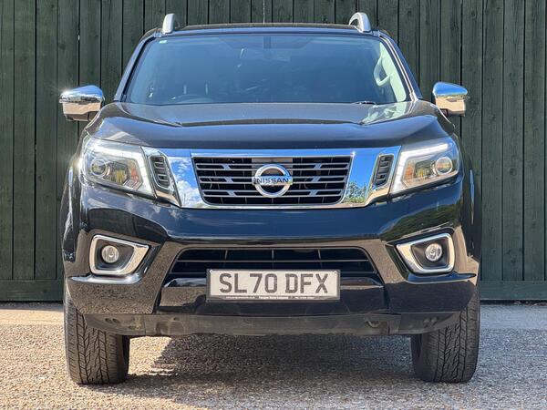 Nissan Navara 2.3 dCi Tekna 4WD Euro 6 (s/s) 4dr