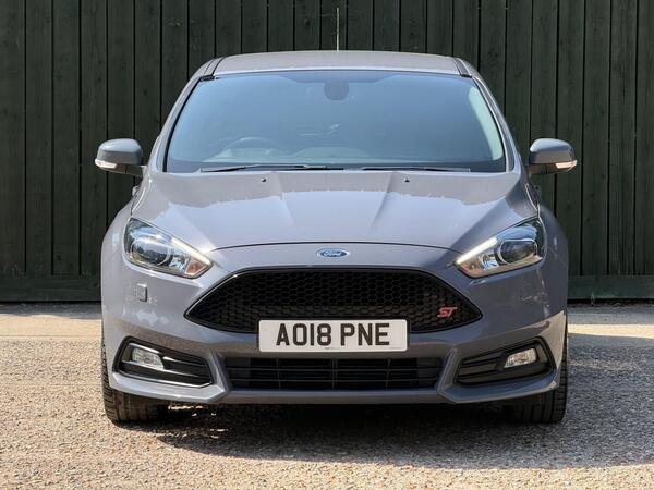 Ford Focus 2.0T EcoBoost ST-3 Euro 6 (s/s) 5dr