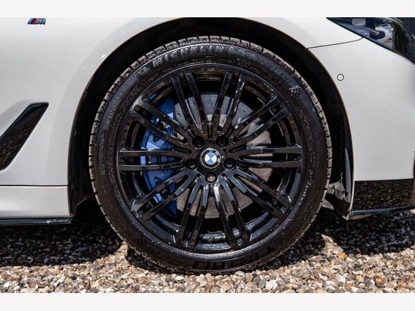 BMW 540I XDRIVE M SPORT AUTO - Image 17
