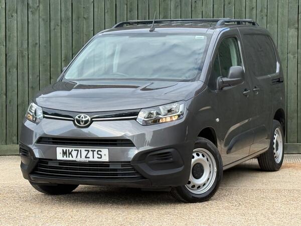 Toyota PROACE CITY 1.5 BlueHDi Active Short Panel Van SWB Euro 6 (s/s) 5dr at 9th