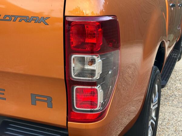Ford Ranger 3.2 TDCi Wildtrak Auto 4WD Euro 5 4dr at 44th