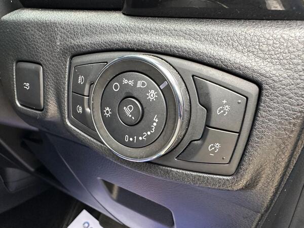 Ford Ranger 2.0 EcoBlue Stormtrak Pickup Double Cab 4dr Diesel Auto 4WD Euro 6 (s/s) (213 ps)