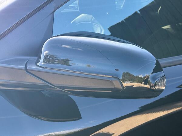Hyundai KONA 64kWh Premium Auto 5dr (10.5kW Charger)
