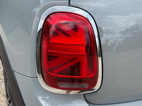 MINI Hatch 1.5 Cooper Sport Steptronic Euro 6 (s/s) 3dr