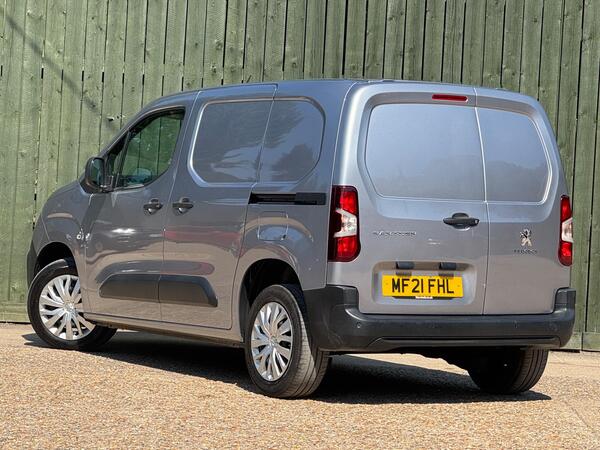 Peugeot Partner 1.5 BlueHDi 1000 Professional Standard Panel Van SWB Euro 6 5dr at 9th