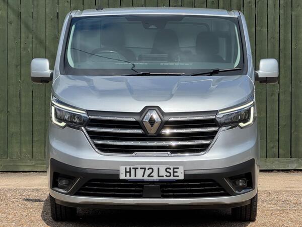 Renault Trafic 2.0 dCi Blue SL28 Sport L1 H1 Euro 6 (s/s) 5dr at 3th
