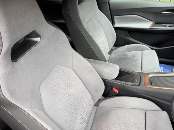 CUPRA Born e-Boost 58kWh V3 Auto 5dr at 4th