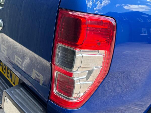 Ford Ranger 3.2 TDCi Limited 1 Auto 4WD Euro 5 4dr at 43th