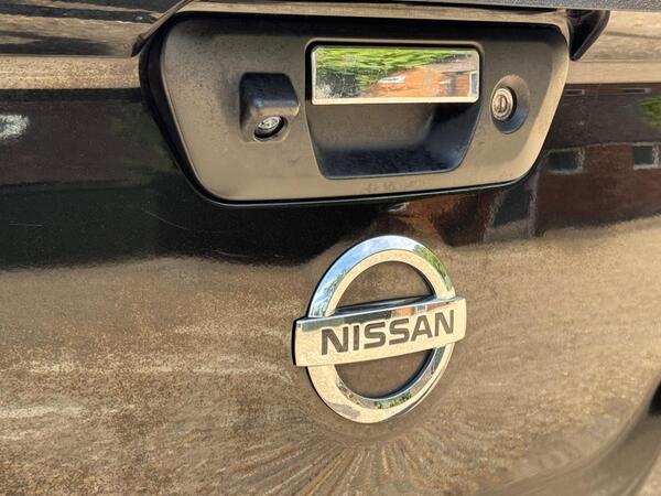 Nissan Navara 2.3 dCi Tekna 4WD Euro 6 (s/s) 4dr at 52th