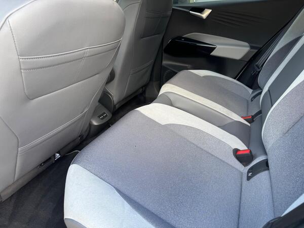 Volkswagen ID.3 Pro S 77kWh Tour Auto 5dr at 17th