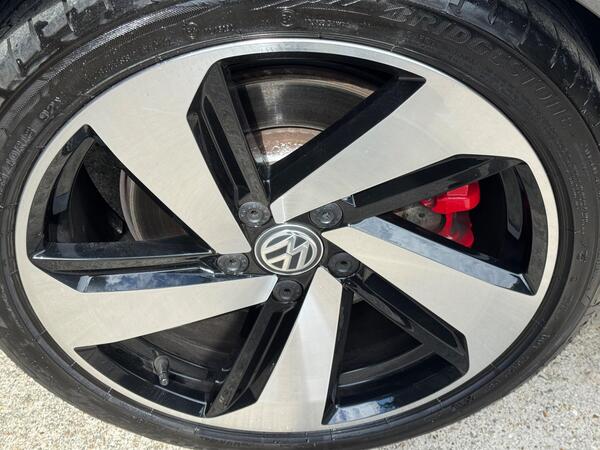 Volkswagen Golf 2.0 TSI GTI Performance Euro 6 (s/s) 5dr