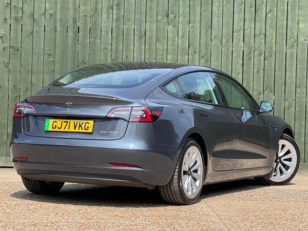 Tesla Model 3 (Dual Motor) Long Range Auto 4WDE 4dr at 7th