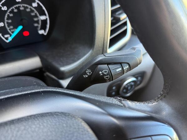 Ford Transit Custom 2.0 300 EcoBlue Limited Auto L2 H1 Euro 6 5dr at 26th