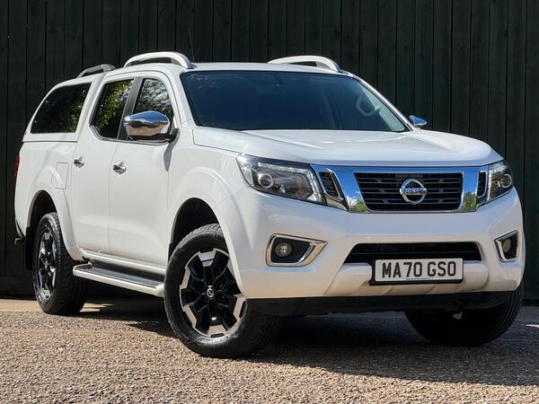 Nissan Navara 2.3 dCi Tekna Auto 4WD Euro 6 4dr at 0th