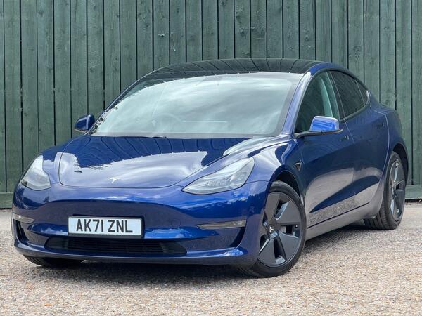 Tesla Model 3 (Dual Motor) Long Range Auto 4WDE 4dr