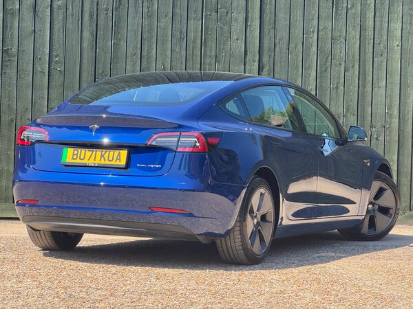 Tesla Model 3 (Dual Motor) Long Range Auto 4WDE 4dr at 3th