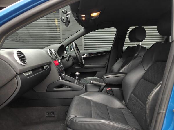 Audi S3 2.0 TFSI Sportback quattro Euro 4 5dr - Image 3