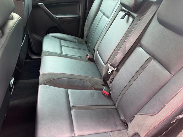 Ford Ranger 2.0 EcoBlue Stormtrak Pickup Double Cab 4dr Diesel Auto 4WD Euro 6 (s/s) (213 ps) at 32th