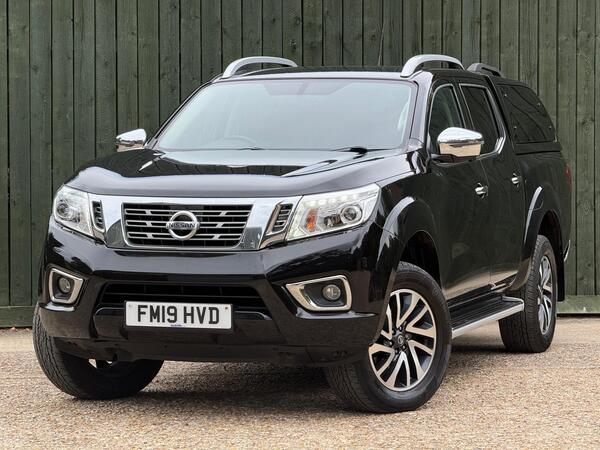 Nissan Navara 2.3 dCi Tekna Auto 4WD Euro 6 4dr at 8th