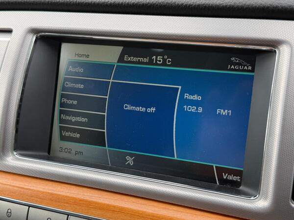 Jaguar XF 3.0 V6 Luxury Auto Euro 4 4dr