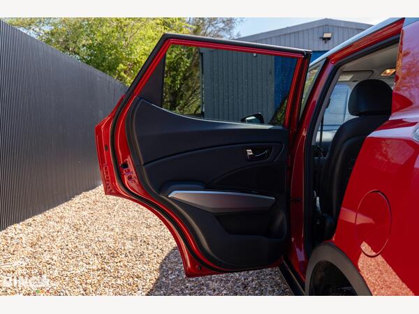 SSANGYONG TIVOLI ELX TD AUTO - Image 23
