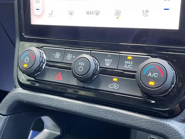 Ford Ranger 2.0 TD EcoBlue Wildtrak Auto 4WD Euro 6 (s/s) 4dr at 24th