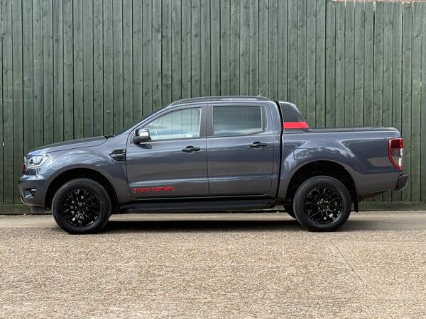 Ford Ranger 2.0 EcoBlue Thunder Pickup Double Cab 4dr Diesel Auto 4WD Euro 6 (s/s) (213 ps)