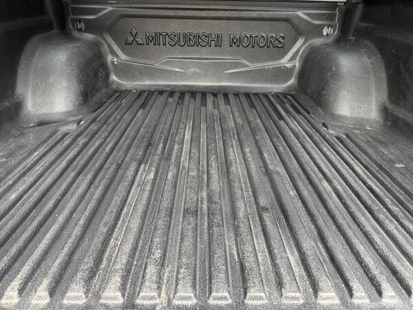 Mitsubishi L200 2.4 DI-D DC Challenger Auto 4WD Euro 6 4dr