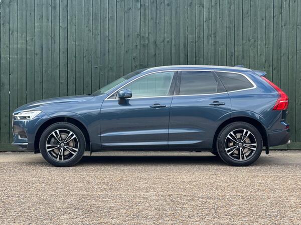 Volvo XC60 2.0 T4 Edition Auto Euro 6 (s/s) 5dr at 14th