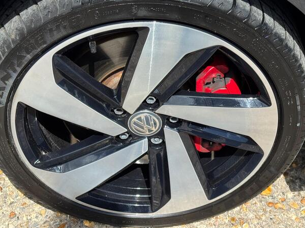 Volkswagen Golf 2.0 TSI GTI Performance DSG Euro 6 (s/s) 5dr at 51th