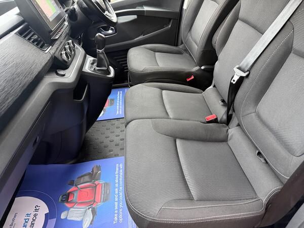 Renault Trafic 2.0 dCi Blue SL28 Sport+ EDC L1 H1 Euro 6 (s/s) 5dr at 9th