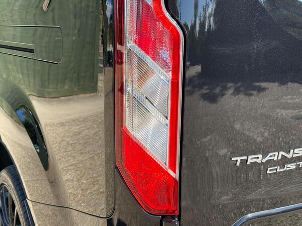 Ford Transit Custom 2.0 300 EcoBlue Limited Auto L2 H1 Euro 6 5dr at 44th