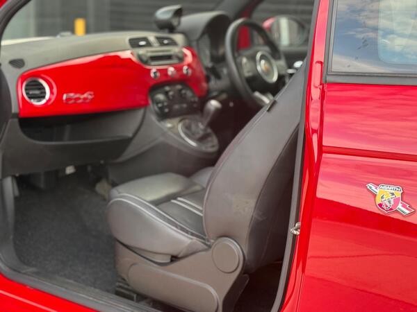 Abarth 500C 1.4 T-Jet Euro 5 2dr - Image 3