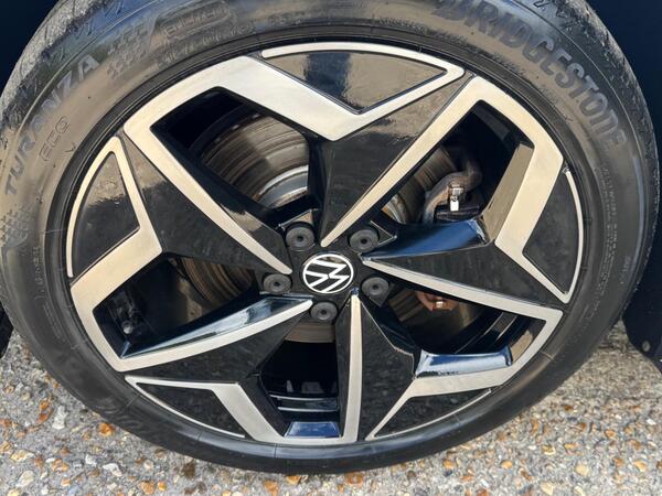 Volkswagen ID.3 Pro S 77kWh Tour Auto 5dr at 33th