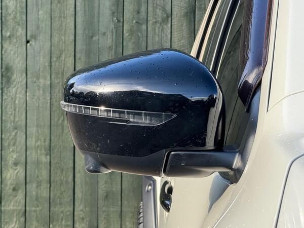 Nissan Navara 2.3 dCi N-Guard 4WD Euro 6 (s/s) 4dr at 40th