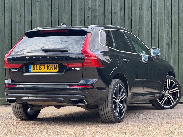 Volvo XC60 2.0 D5 PowerPulse R-Design Pro Auto AWD Euro 6 (s/s) 5dr