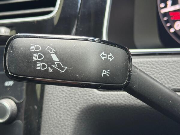 Volkswagen Golf 2.0 TSI GTI Performance DSG Euro 6 (s/s) 5dr at 34th