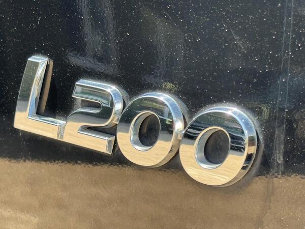 Mitsubishi L200 2.4 DI-D DC Barbarian 4WD Euro 6 4dr at 51th