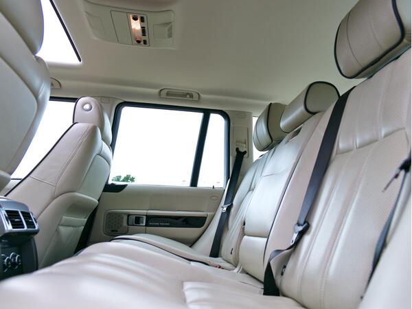 LAND ROVER RANGE ROVER WESTMINSTER TDV8 A - Image 21