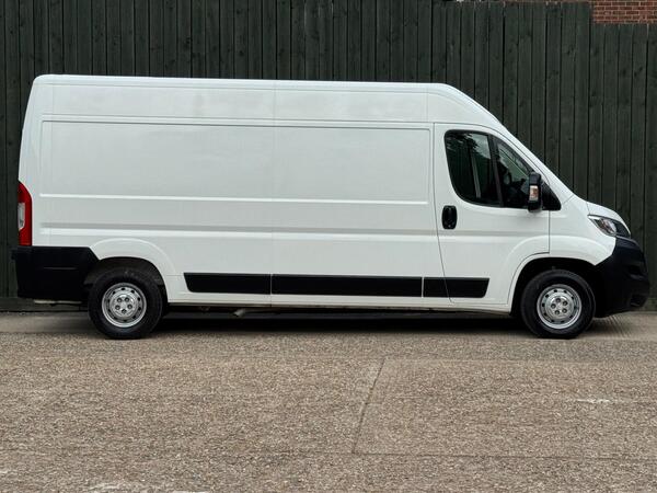 Citroen Relay 2.2 BlueHDi 35 Enterprise L3 High Roof Euro 6 (s/s) 5dr at 17th