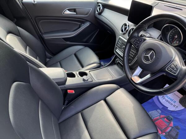 Mercedes-Benz GLA 1.6 GLA200 Sport (Premium) 7G-DCT Euro 6 (s/s) 5dr