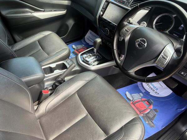 Nissan Navara 2.3 dCi Tekna Auto 4WD Euro 6 4dr