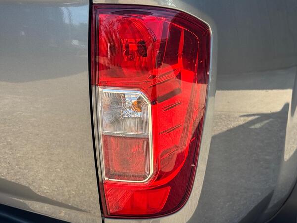 Nissan Navara 2.3 dCi Tekna Auto 4WD Euro 6 4dr